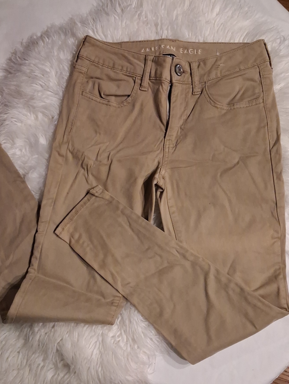 American Eagle Outfitters Women's Khaki Skinny Jeans